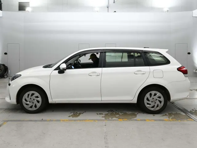 TOYOTA COROLLA FIELDER 2023