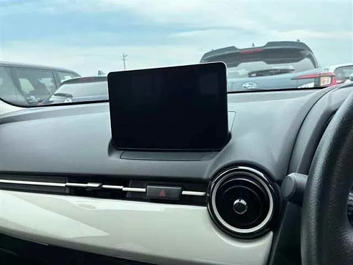 MAZDA MAZDA2 2023